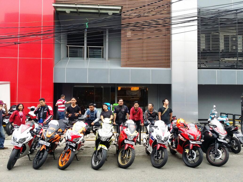 CBR Riders Jakarta Lakukan Sunmori Nikmati Lengangnya Ibu Kota Saat Lebaran