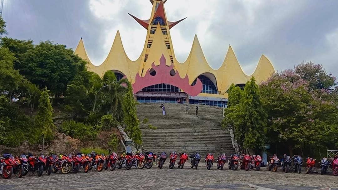 SunMoRide Lampung CBR Club Kunjungi Landmark Propinsi Lampung