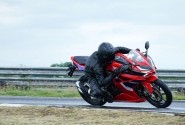 Futuristik Dan Desain Speedy Shape Agresif  Honda CBR250RR SP Quick Shifter