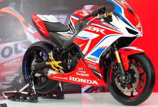 Inspirasi Modifikasi Honda CBR 150R, Makin Sporty Dengan Pelek Besar 
